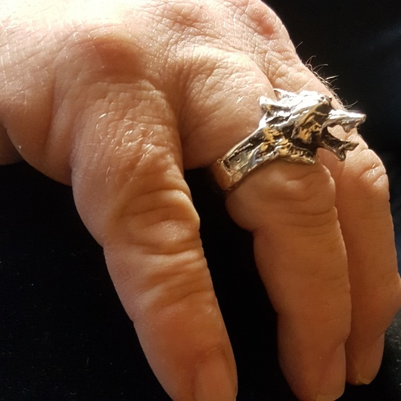 Wolf Ring - Picture 5 of 6